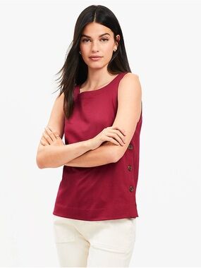 LOFT Sleeveless Button-Side Tank Top in Burgundy